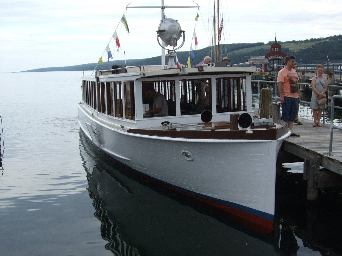 sailboat cruise watkins glen