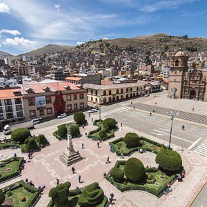 Vista panoramica de la Plaza de Armas y Hacienda Plaza 