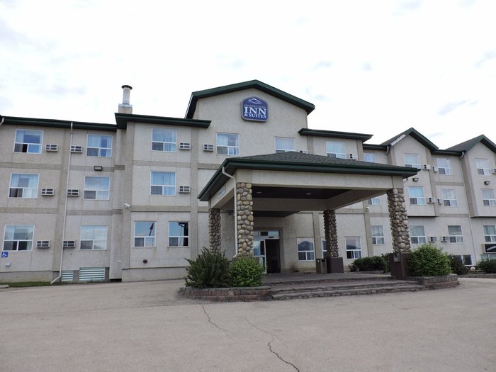 GRANDE CACHE INN AND SUITES - Updated 2024 Prices & Hotel Reviews (Alberta)