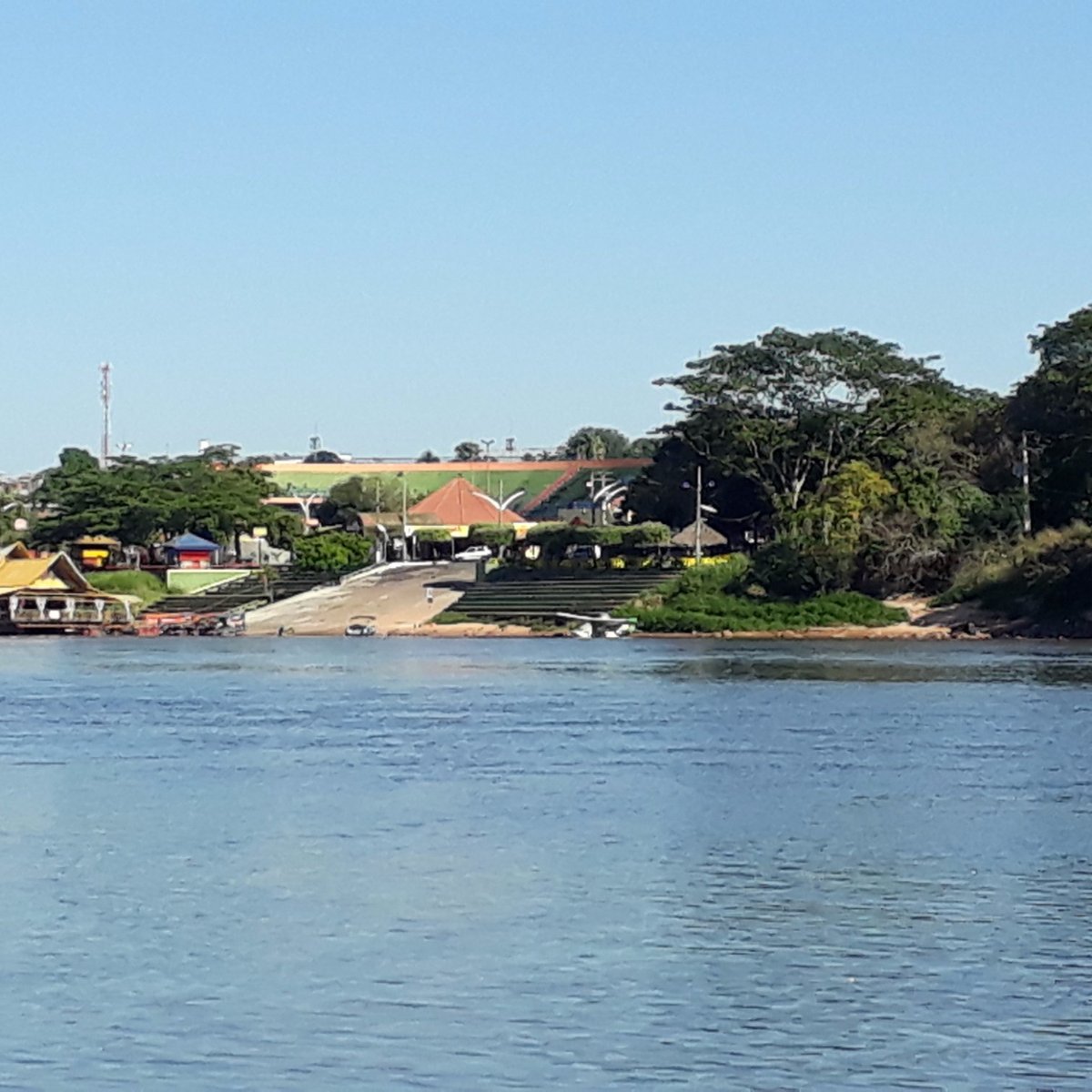 Em Barra do Garças, Parque Águas Quentes funcionará todos os dias até o dia  22 de janeiro