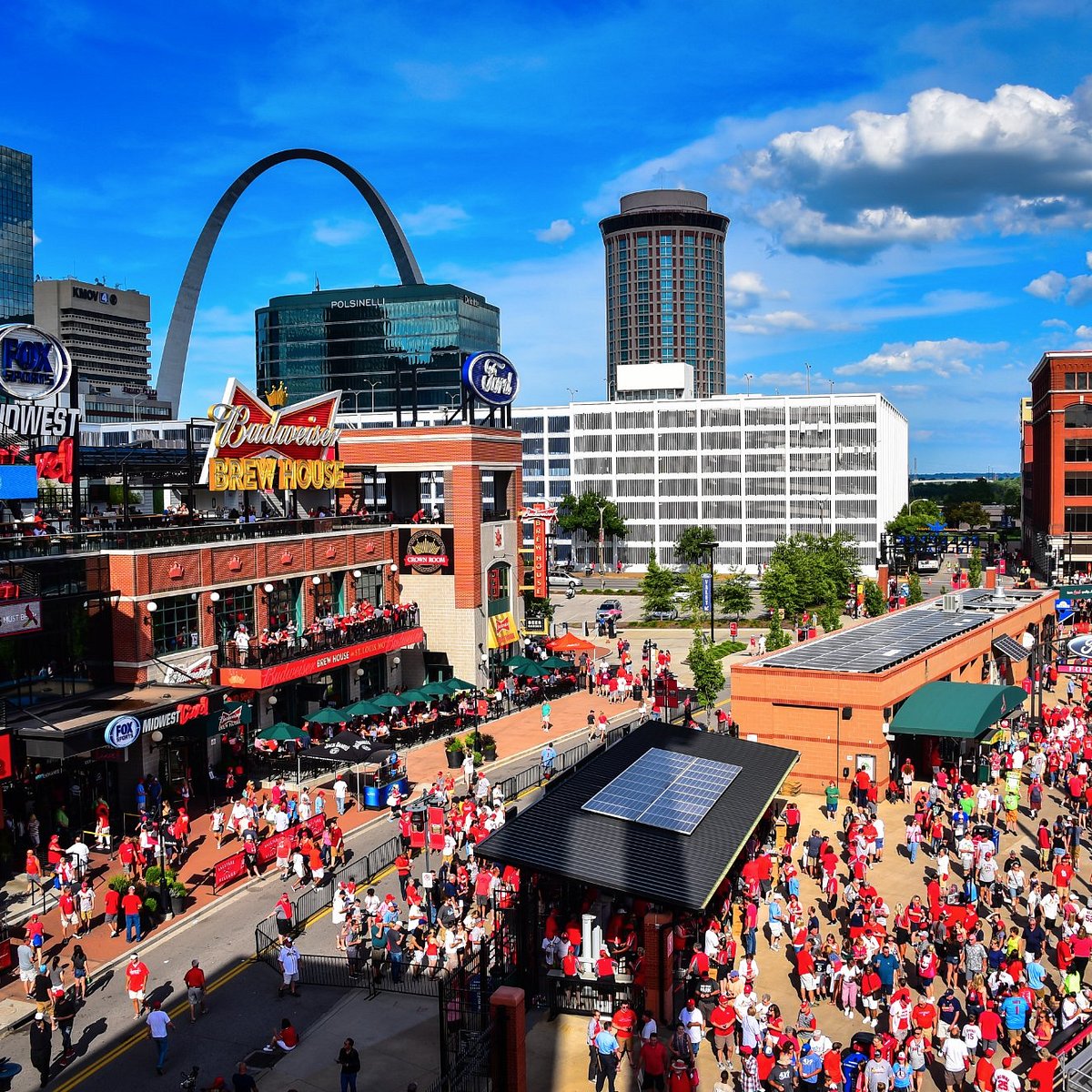 Visiting Busch Stadium: This Is What You Need to Know