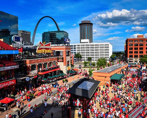 How To Spend A Day In Downtown Saint Louis
