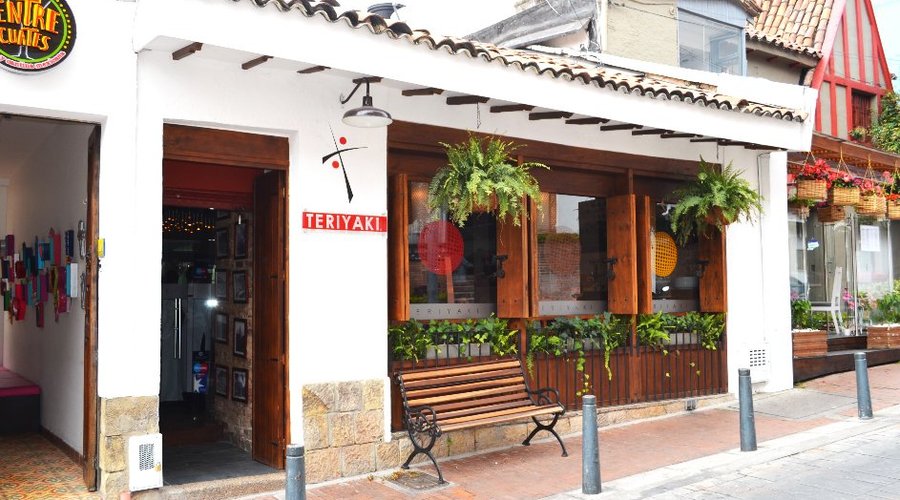 Teriyaki Sushi Bar ubicado en el tradicional barrio Usaquén en la Calle 118 # 6A-54, tel. 214612