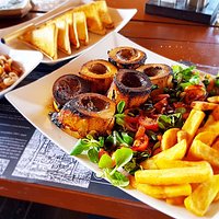 Marrowbone, salad and chips with marinated wild mushrooms.