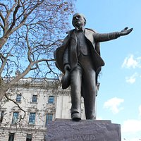 David Lloyd George Statue