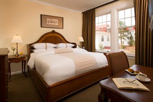 Room & Suite