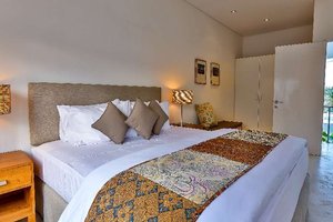 Room & Suite