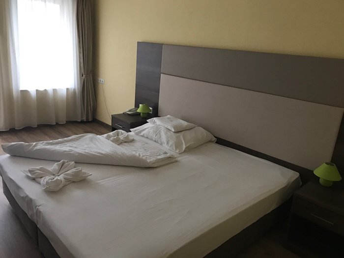 JADE HOTEL - Prices & Reviews (Veszprem, Hungary)