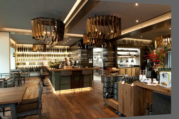 Die Weinbank - Restaurant image 4 - Full view