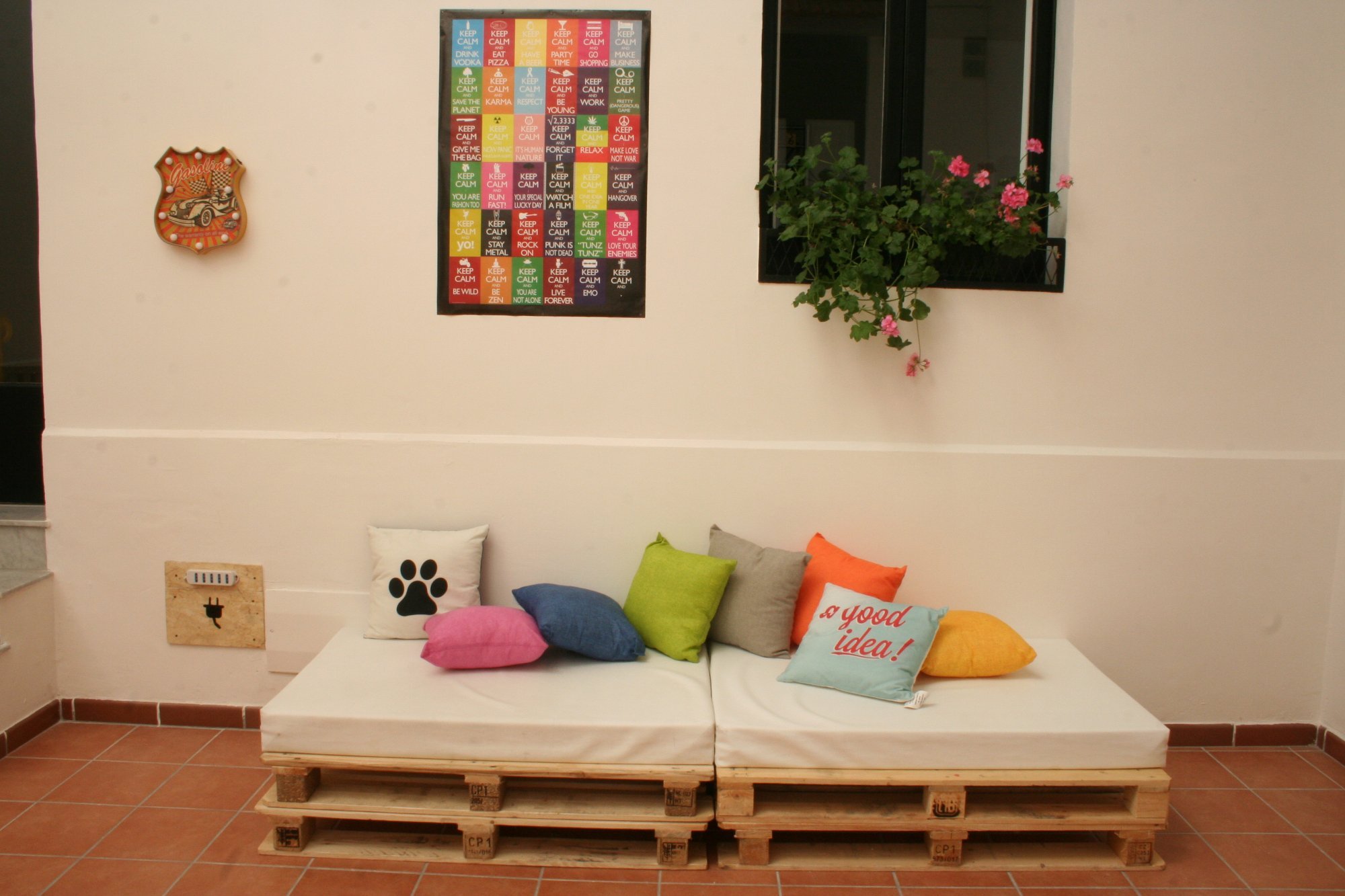 URBAN OASIS HOSTEL by null