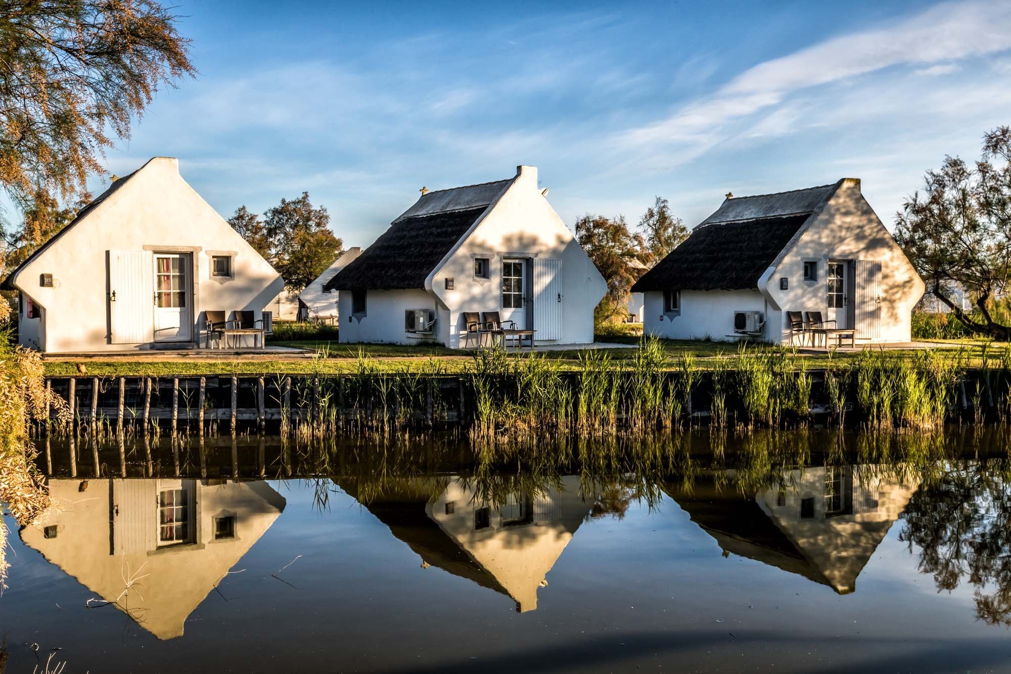 Les Bains Gardians by null