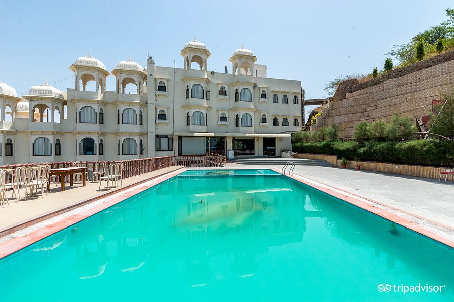 Bhairavgarh Resort & Spa - UPDATED 2022 Prices, Reviews & Photos