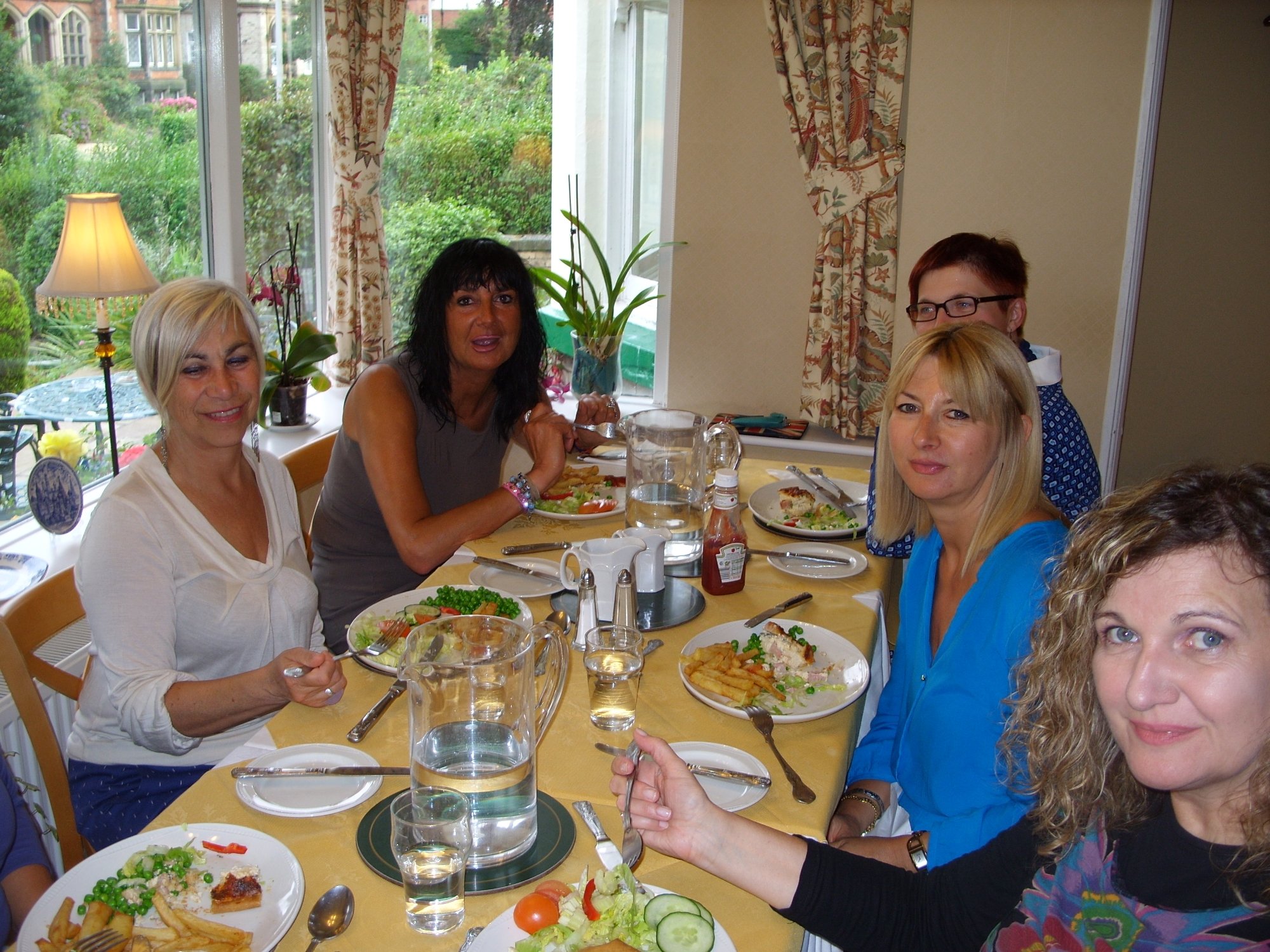 Hotel photo 59 of Raincliffe Hotel.