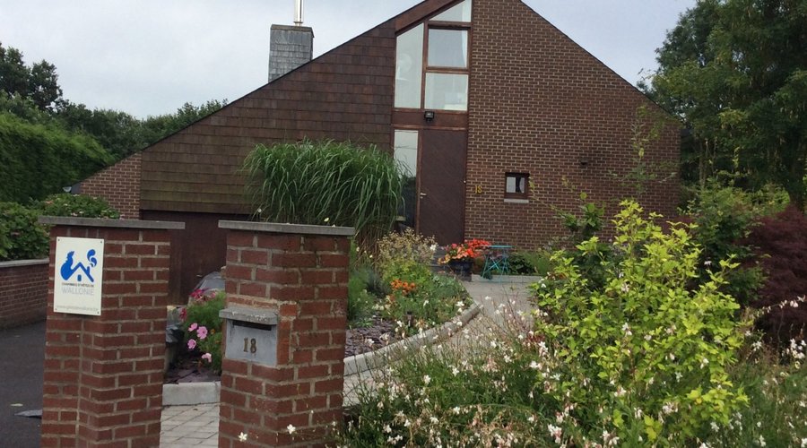 L'entrée de notre maison et agréé " Bien venue au vélo "