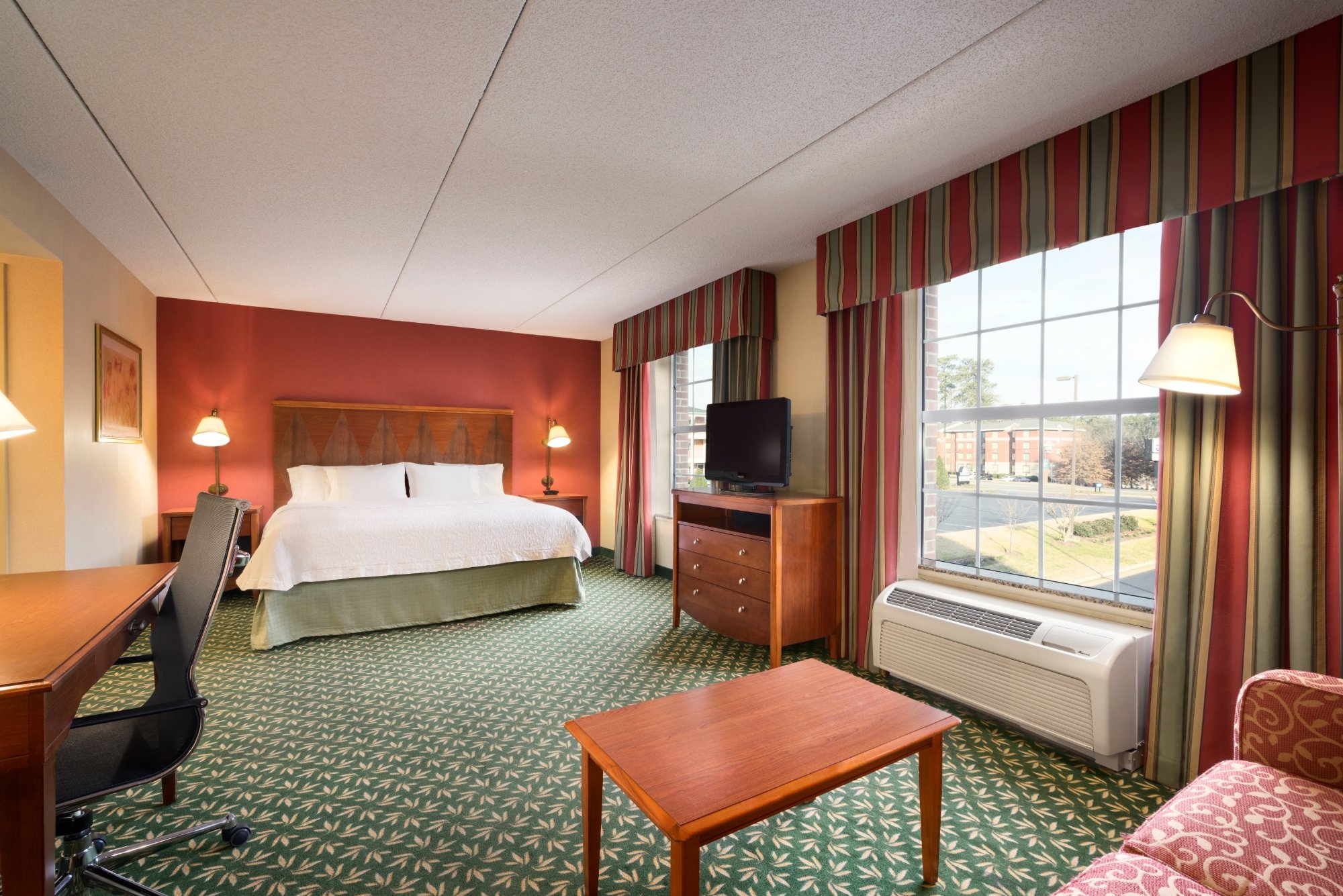 Hotel photo 32 of Hampton Inn & Suites Williamsburg-Central.