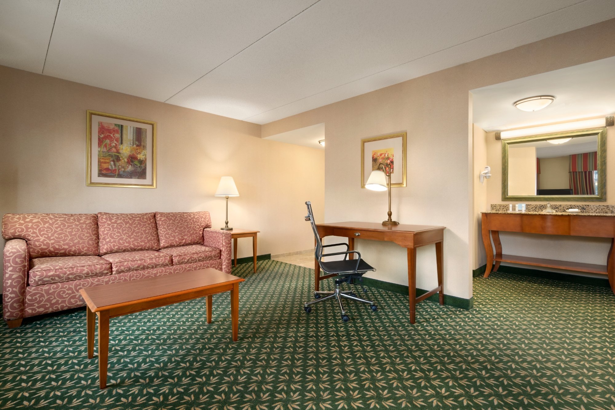 Hotel photo 14 of Hampton Inn & Suites Williamsburg-Central.
