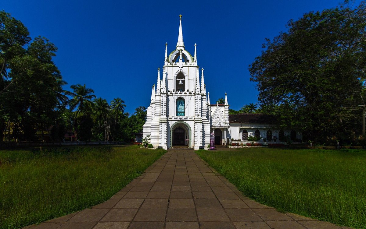 Mae De Deus Church, Saligao - Tripadvisor