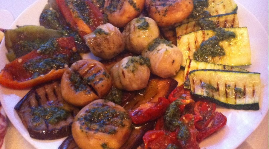 ANTI PASTI DE LEGUMES GRILLES