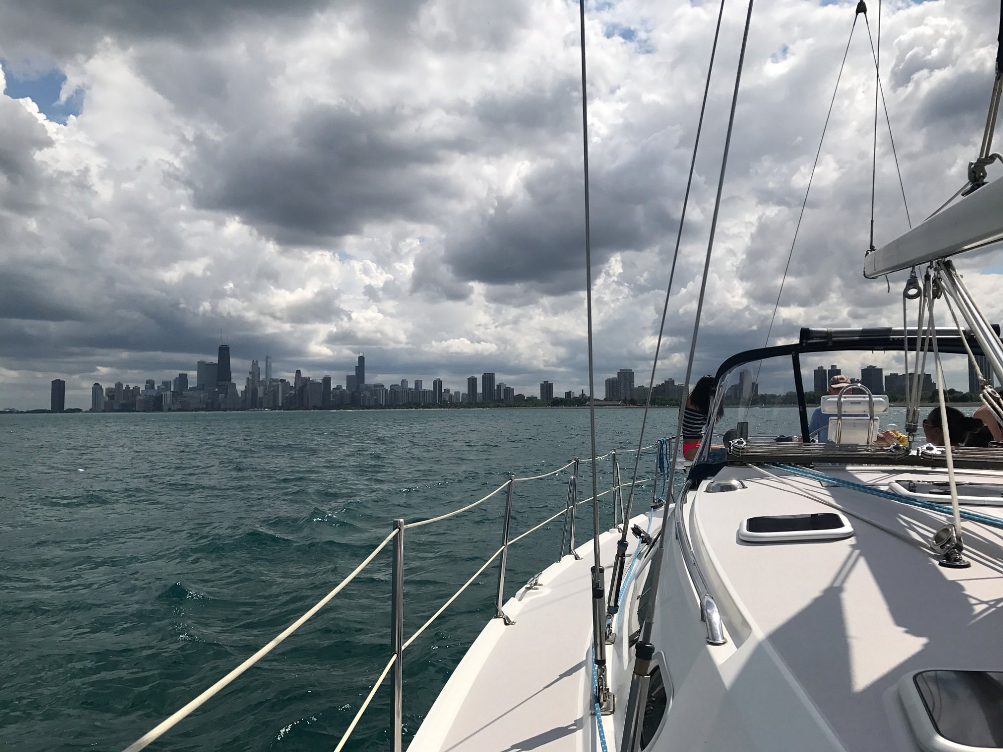 sailboat charter in chicago
