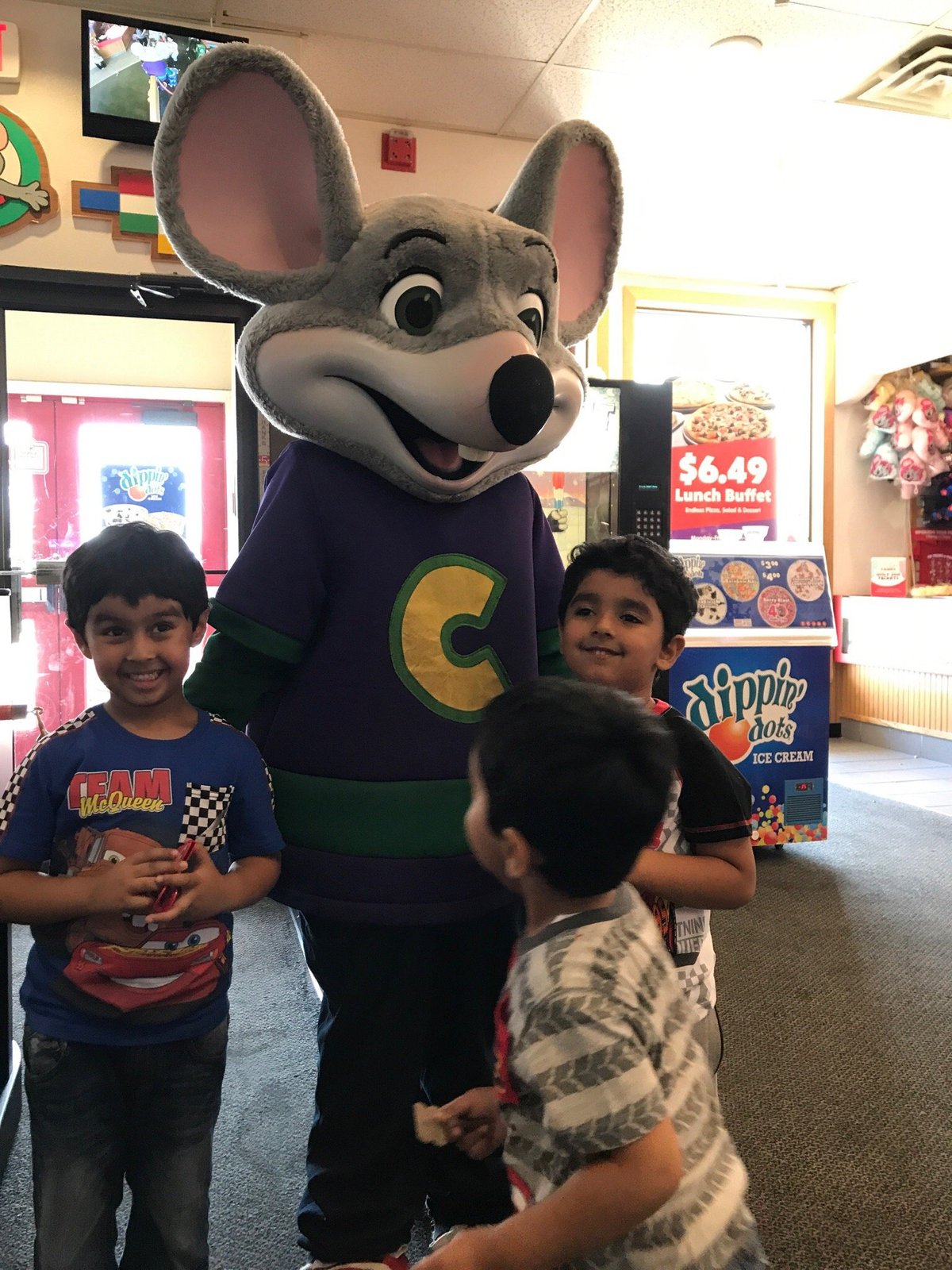 CHUCK E. CHEESE, Paducah - Menu, Prices & Restaurant Reviews - Tripadvisor