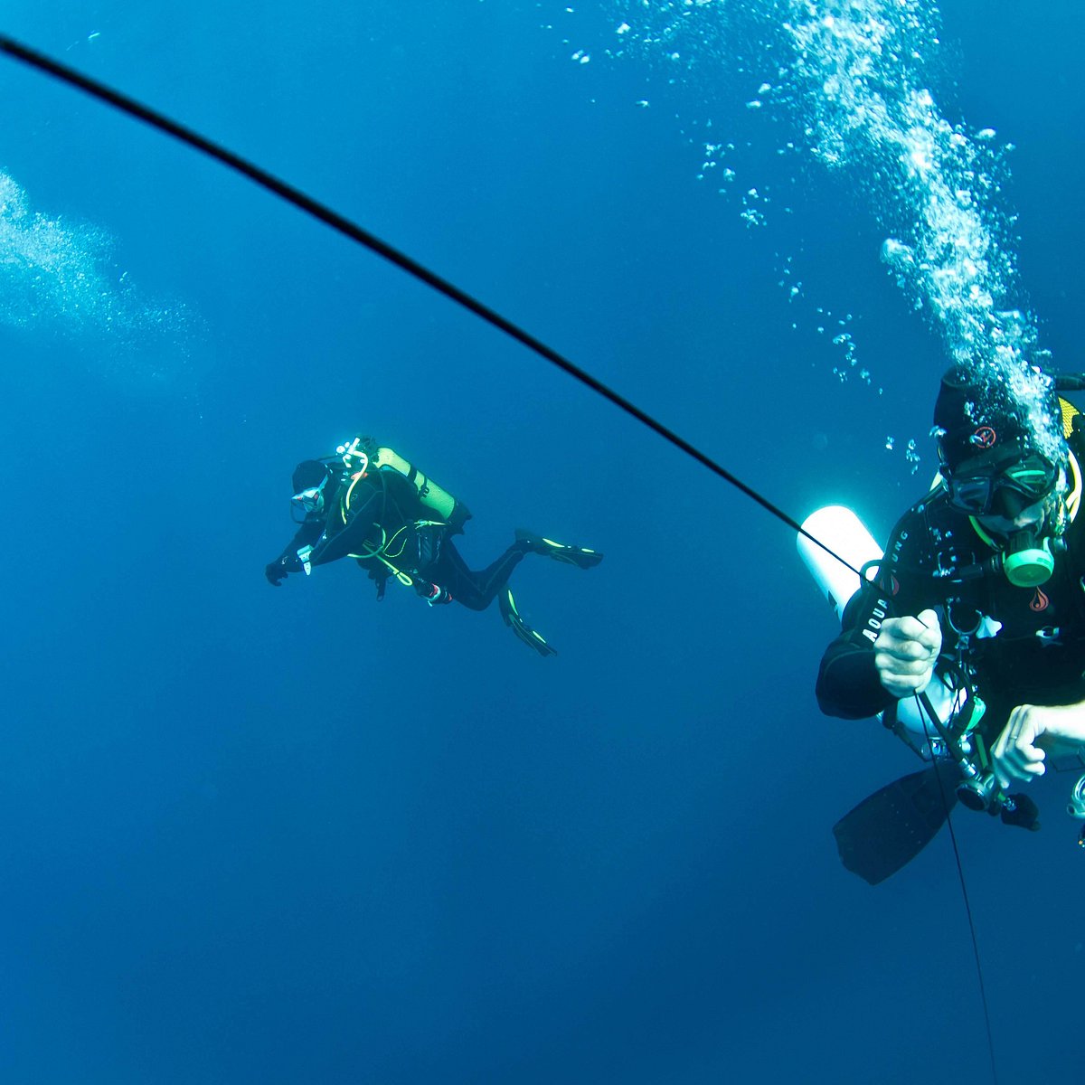 Matériel de plongée sous marine et équipement plongée au meilleur prix -   - Dingue d'eau, comme vous !