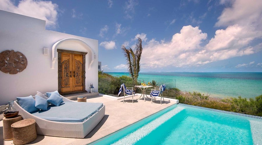 Private pool patio at Villa Da Praia
