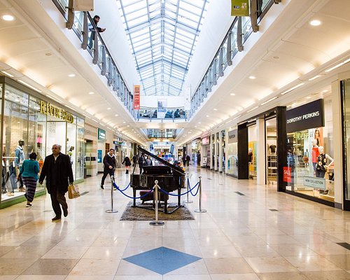 Top 10 Best Shopping Centers near White City, London, United