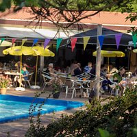 Genieten van de zon op ons terras
