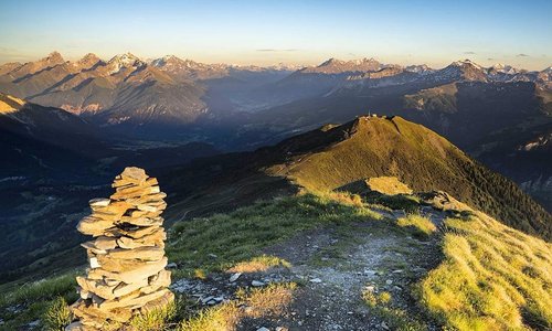 Nothing better than hiking straight toward our restaurant! Photo credit goes to Remo Demont.