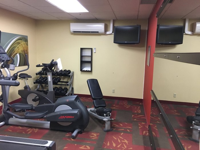 Courtyard Boston Norwood/Canton Gym: Pictures & Reviews - Tripadvisor