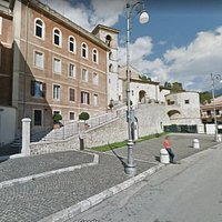 Scalinata ai piedi della cattedrale
