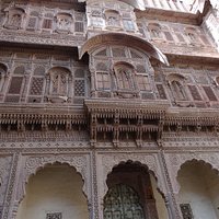 Intricate details in stone!