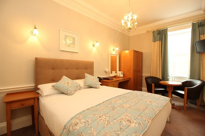Double Bedroom with Georgian cornice