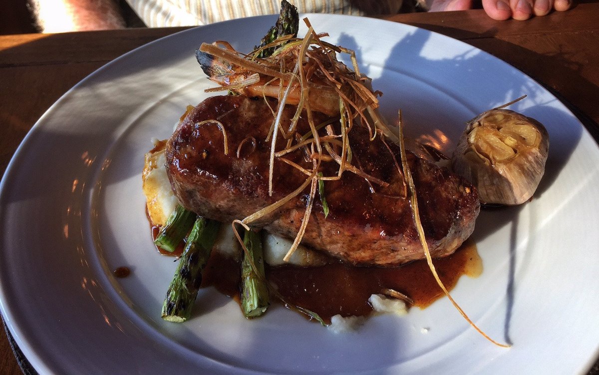 Sunriver's Best Dining Options to Beat the Summer Heat