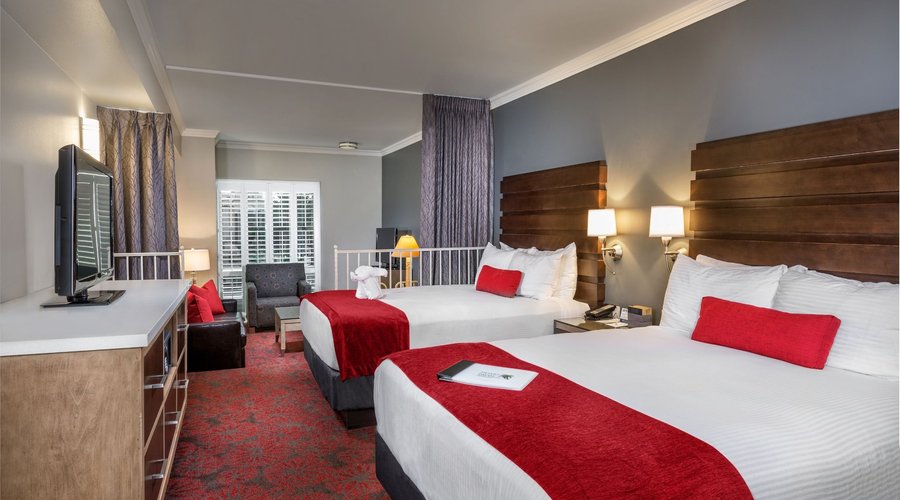 Deluxe Studio Suite