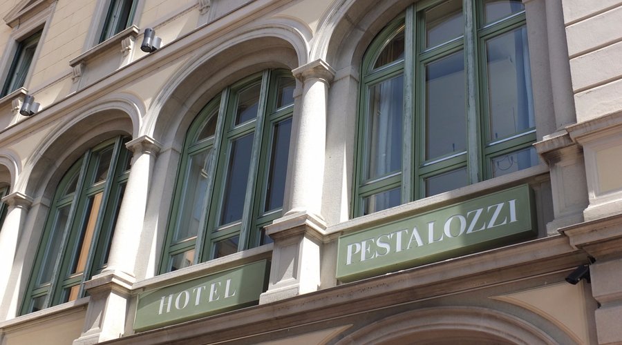 Facciata esterna Hotel Pestalozzi - centro di Lugano