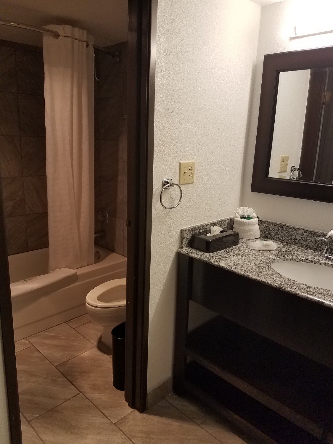 Hotel photo 6 of Best Western InnSuites Tucson Foothills Hotel & Suites.