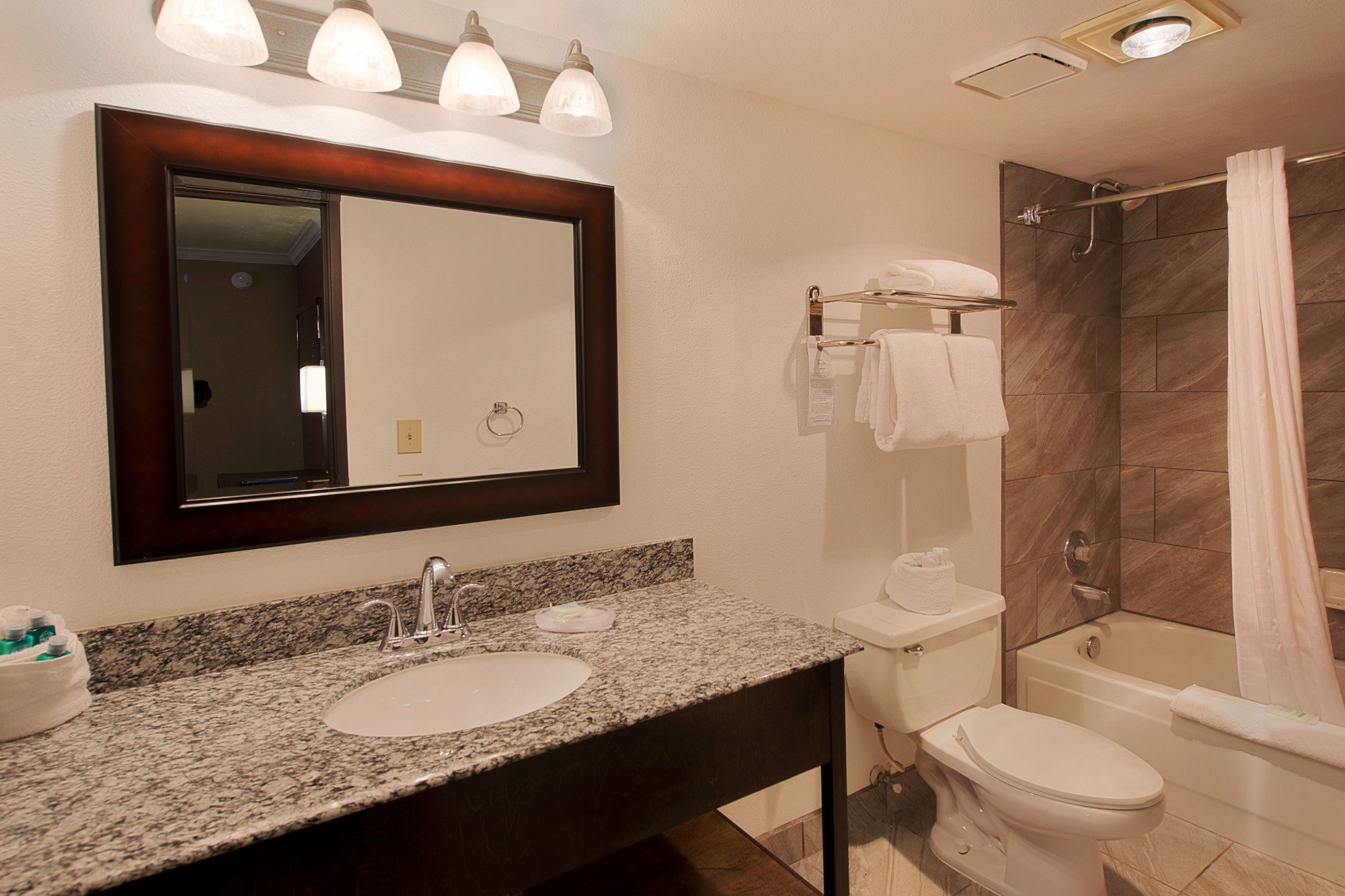 Hotel photo 12 of Best Western InnSuites Tucson Foothills Hotel & Suites.