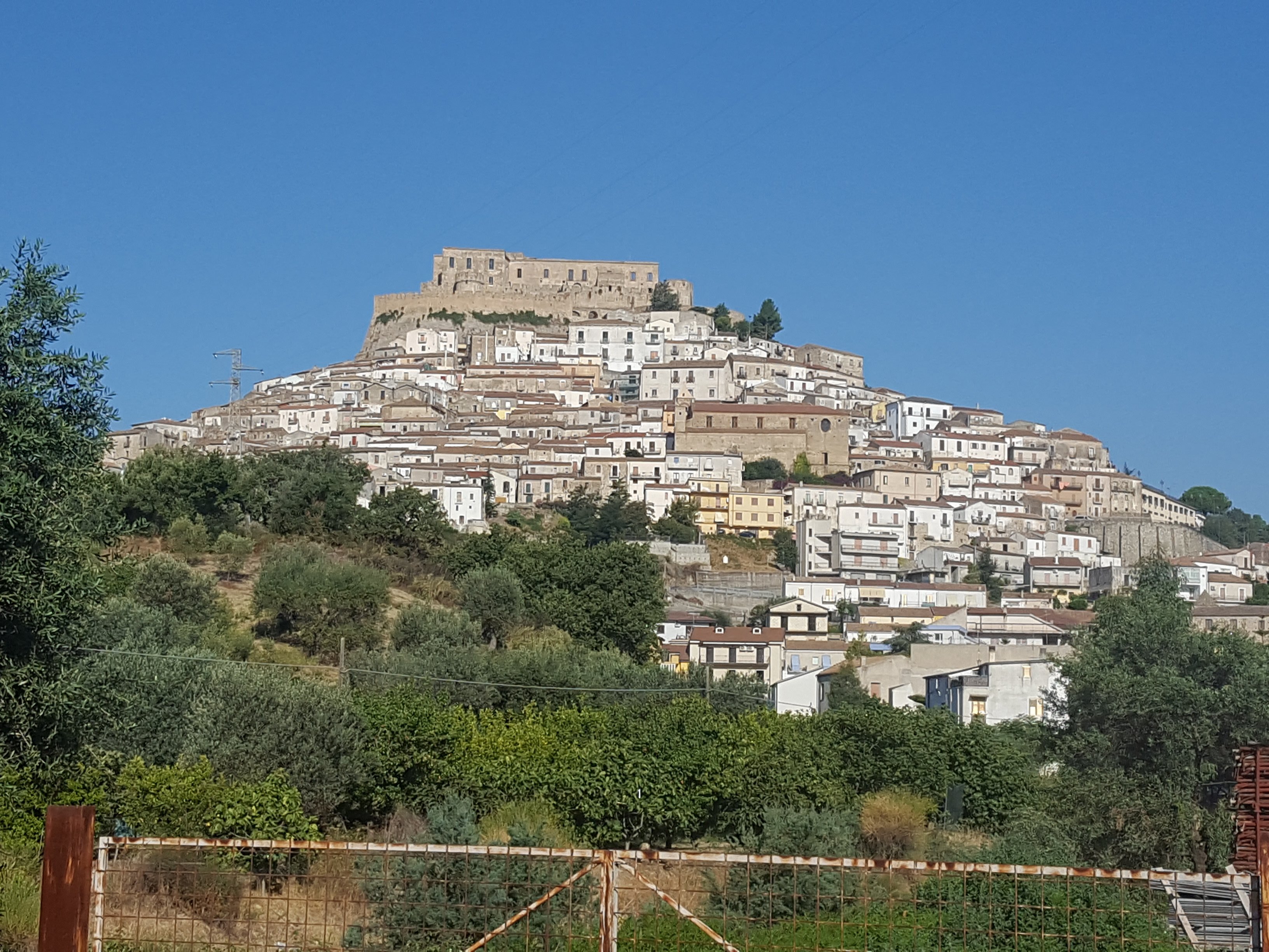 LA POESIA (ROCCA IMPERIALE, ITÁLIA): 19 Fotos, Comparação De Preços E ...