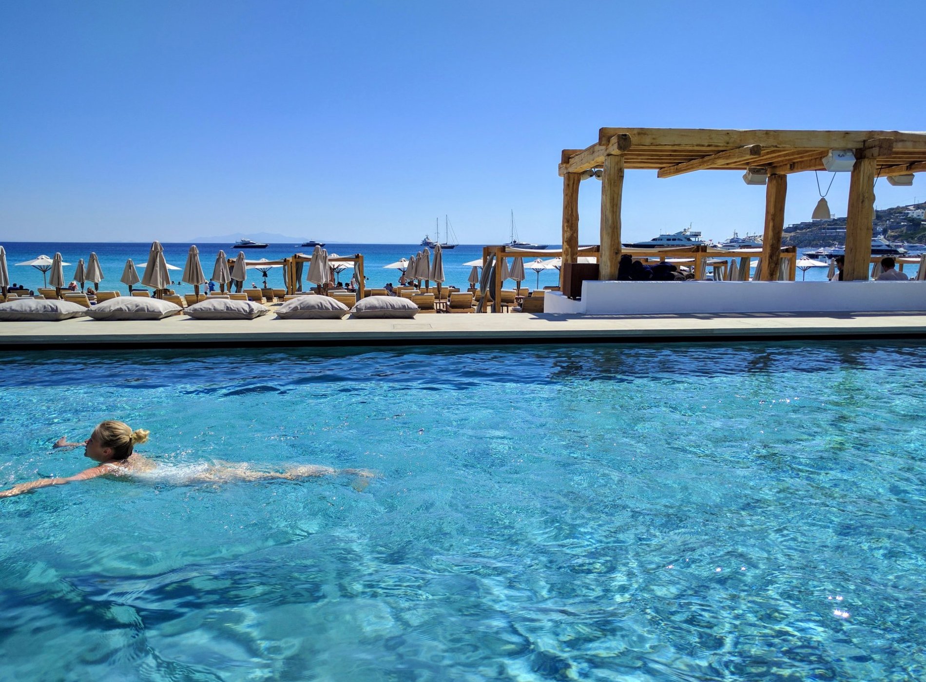 Branco Mykonos by null
