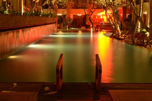 Pool & Beach