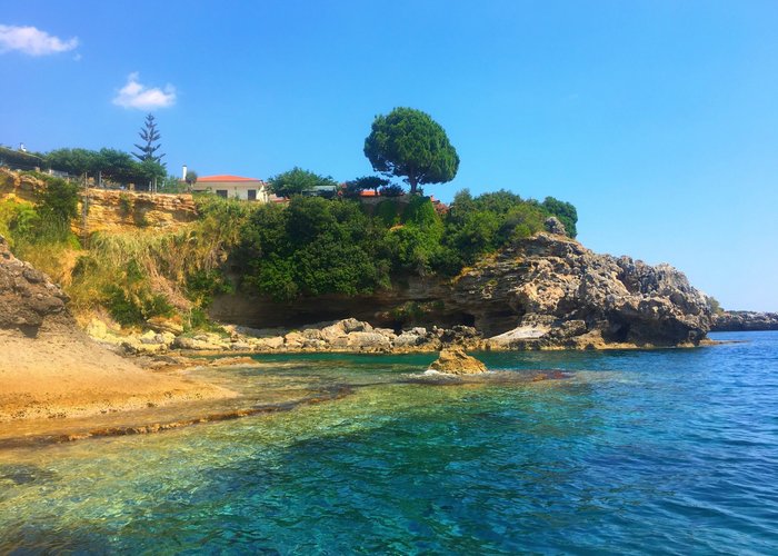 Παραλία Καλόγριας