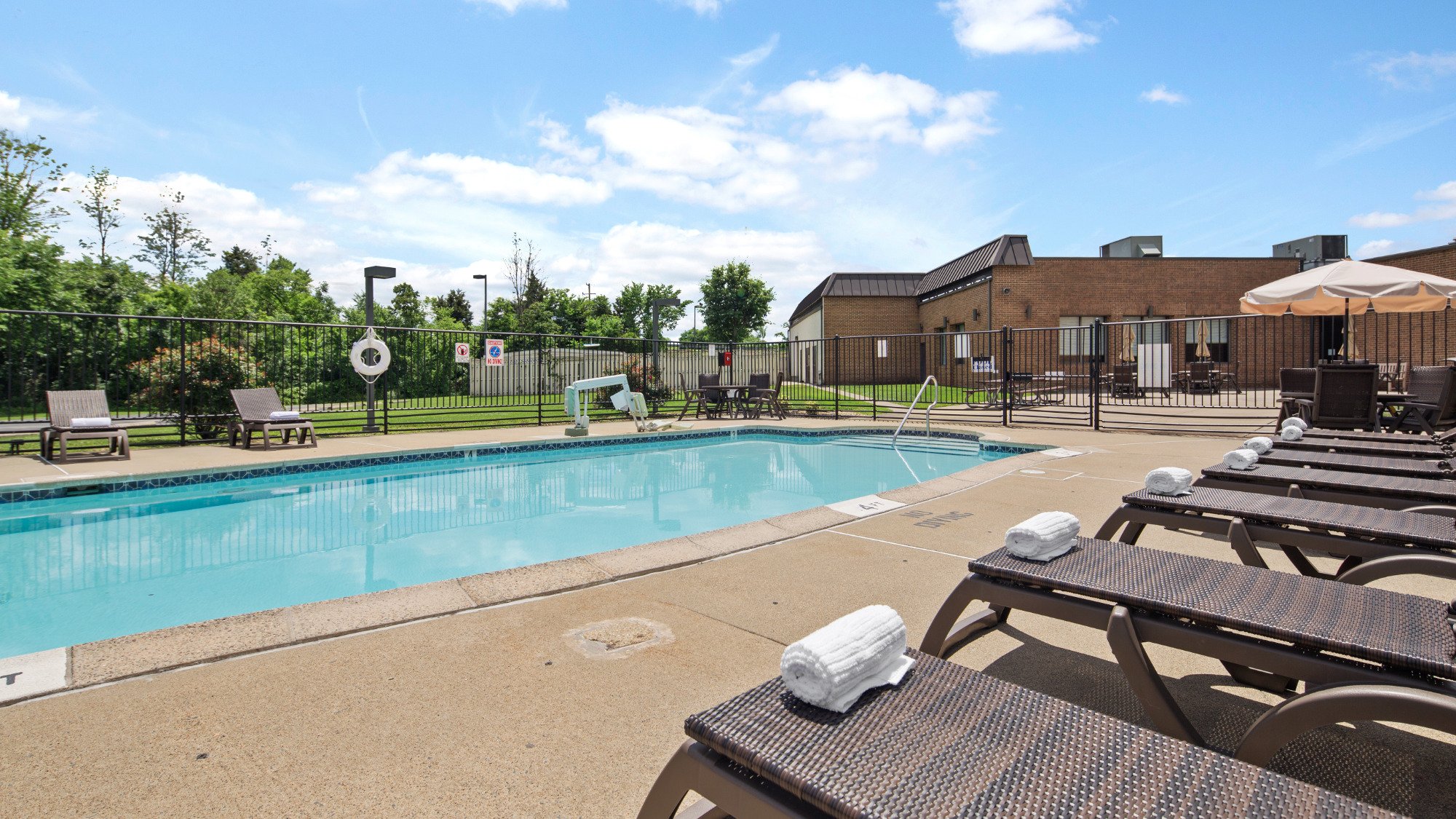 Hotel photo 5 of Best Western Leesburg Hotel & Conference Center.