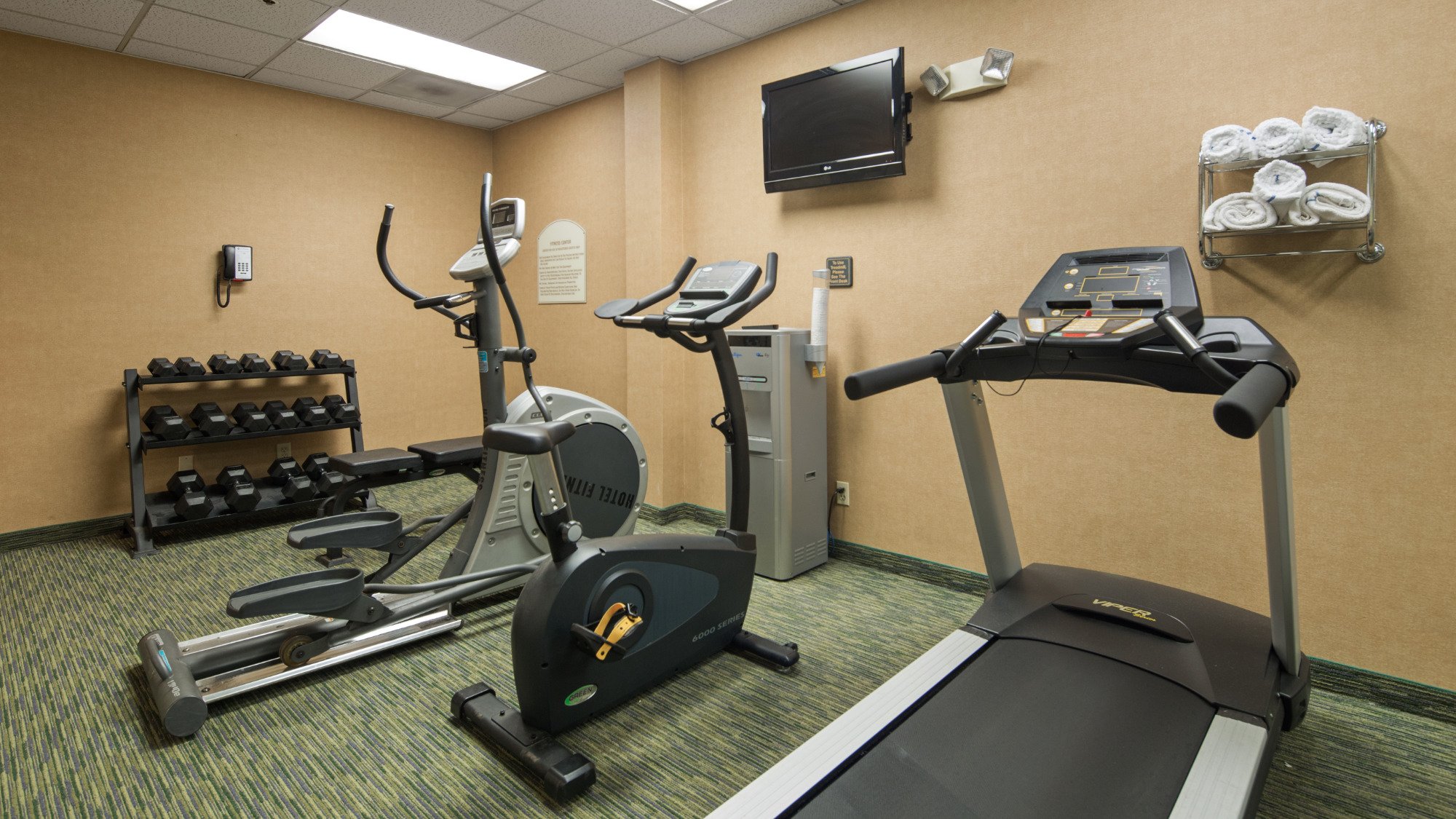 Hotel photo 12 of Best Western Leesburg Hotel & Conference Center.