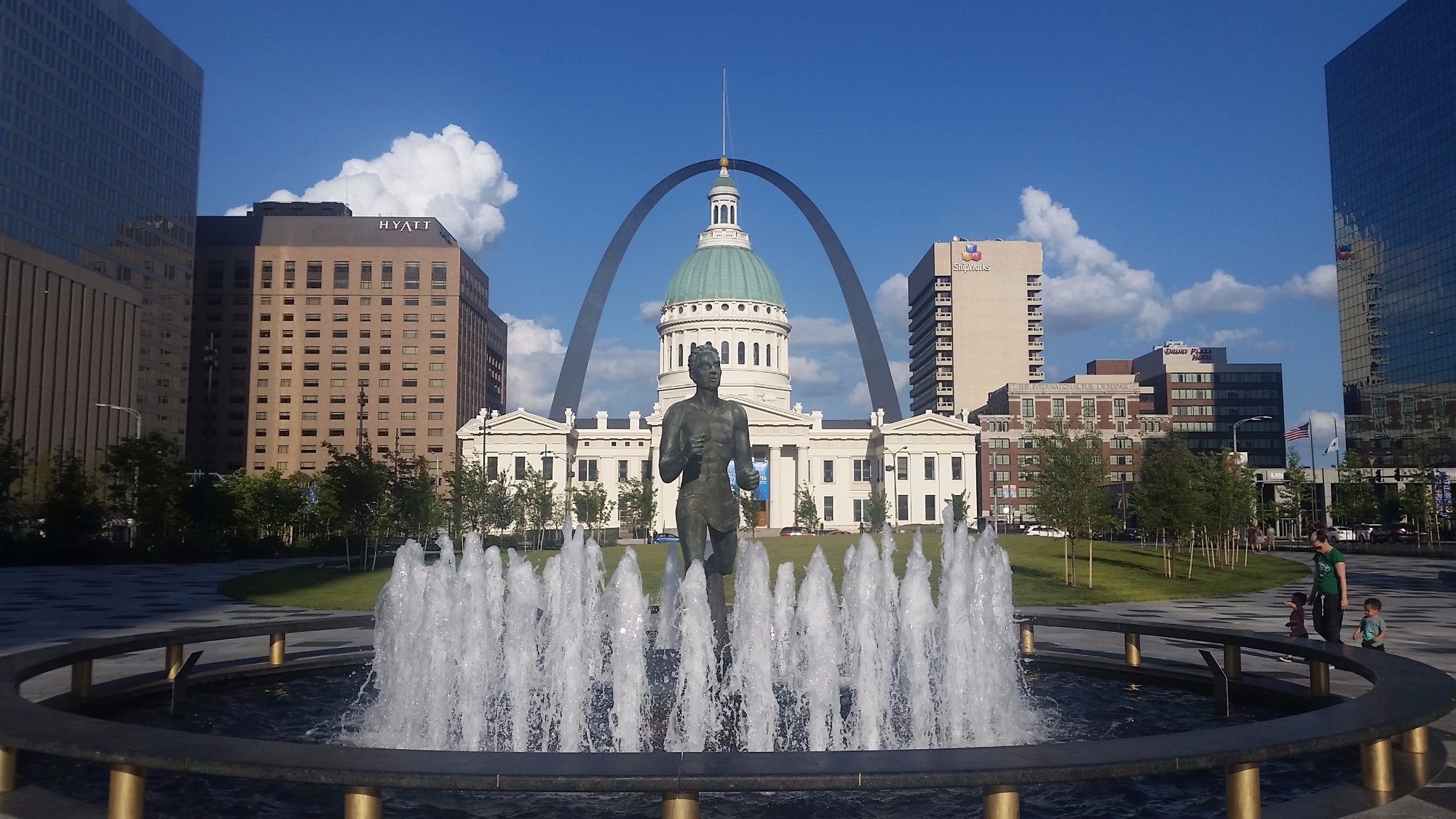 Explore Free Tourist Attractions in St. Louis, MO