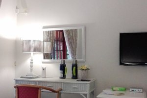 Room & Suite