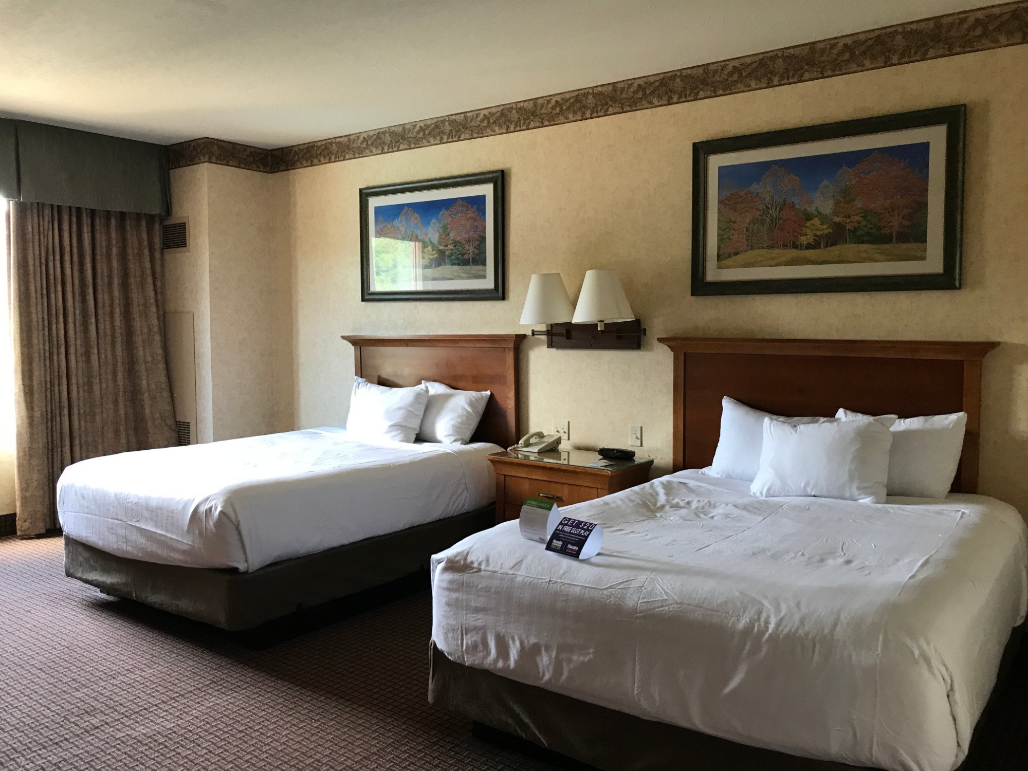 Harrahs Cherokee Luxury Vs Premium