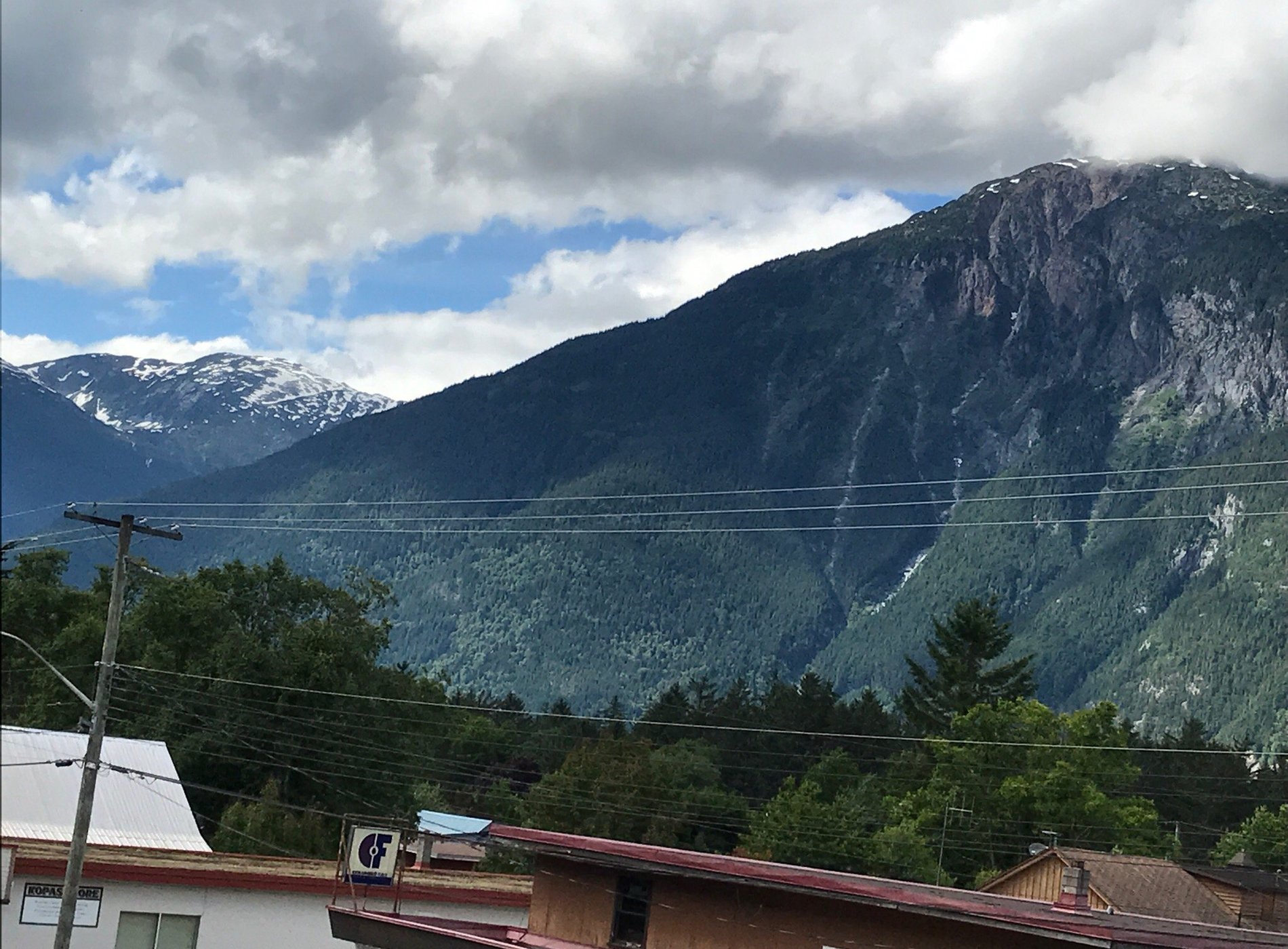 Bella Coola Valley Inn by null