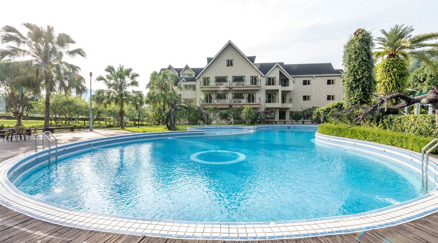 The Pool at the Crystal Resort