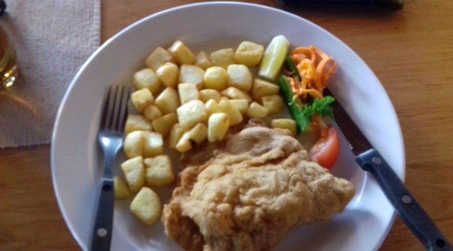 cordon bleu s opečeným bramborem